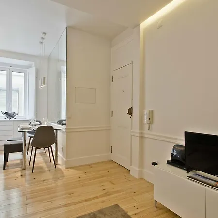 Bmyguest - Exclusive Downtown *